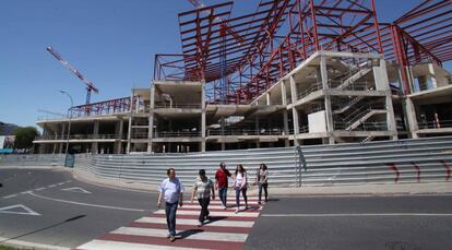 Centro Comercial de Metrovacesa, en Reus (Tarragona).