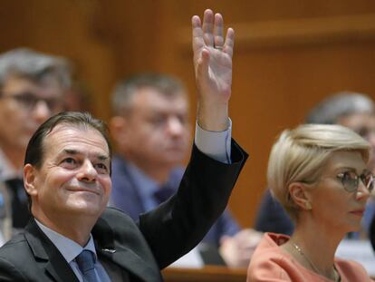 El recién investido primer ministro de Rumania, el conservador Ludovic Orban, este lunes en Bucarest.