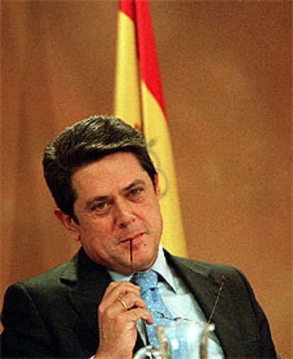 Federico Trillo-Figueroa, ministro de Defensa.