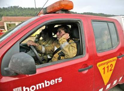 Bomberos de los GRAF, desolados por la muerte de sus cuatro compañeros.