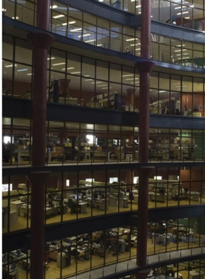 Una vista de las oficinas de Torre Triana, la mayor sede de la Junta, en Sevilla.