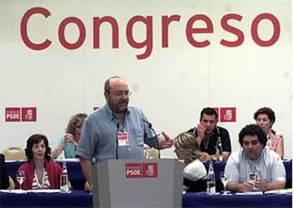 José Caballos se dirigía ayer a los delegados del Congreso Provincial del PSOE en Sevilla.