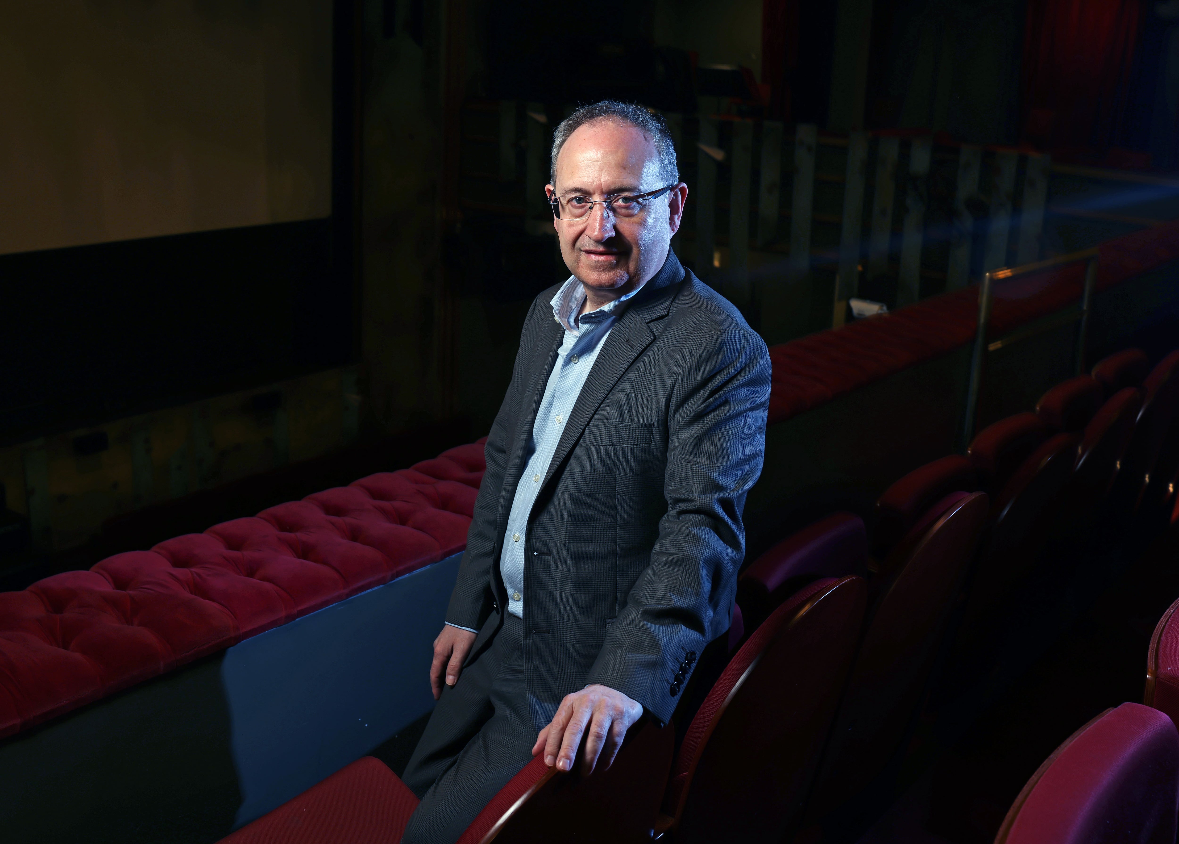 Jesús Cimarro, primer productor teatral galardonado con el premio Max de Honor