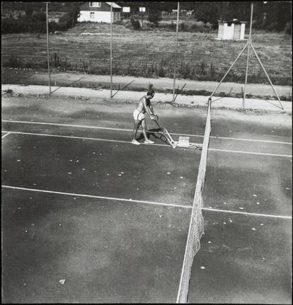 Julius Koller, 'Time-Space Defining Psycho- Physical Activity of Material - Tennis (Antihappening)', 1968.