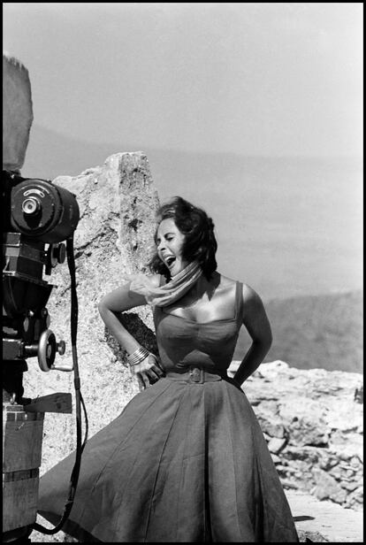 En 1959, una resplandeciente Liz Taylor desembarca a sus 25 años en S’Agaró y Begur (Girona) para el rodaje de 'De repente, el último verano', a las órdenes de Joseph L. Mankiewicz y con Katharine Hepburn y Montgomery Clift como compañeros de reparto.