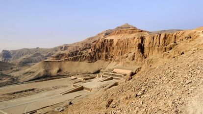 Templo funerario de la reina Hatshepsut en Deir el-Bahari, cerca de Luxor.