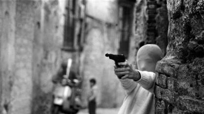 Vicino la Chiesa di Santa Chiara. Il gioco del killer. Palermo, 1982. (Cerca de la Iglesia de Santa Chiara. El juego del asesino).