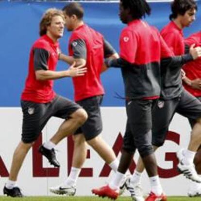 El Atlético de Madrid entrena para el partido contra el Liverpool.