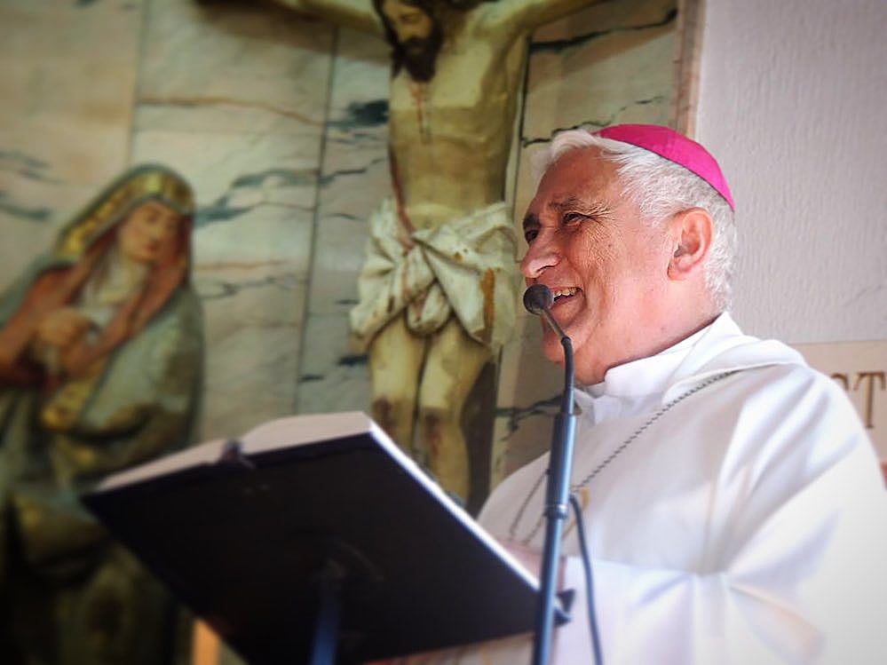 Claves del escándalo Zornoza: la carta al Vaticano, la inminente destitución del obispo acusado y el desafío para la Iglesia