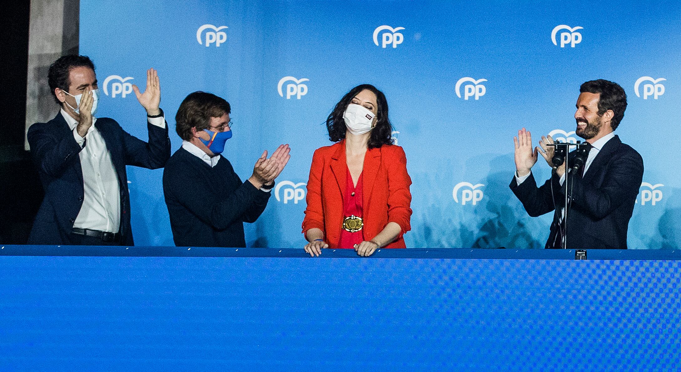 Los líderes del PP celebran la victoria de Díaz Ayuso el pasado 4 de mayo.