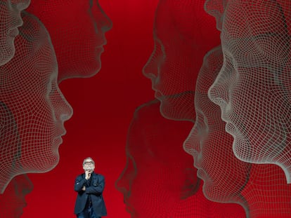 El artista Jaume Plensa camina por el escenario del Gran Teatro del Liceu.