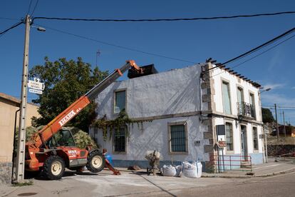 Una vivienda de Almeida de Sayago en restauración.