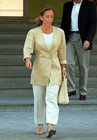 La juez Teresa Palacios, a la salida de la Audiencia Nacional.