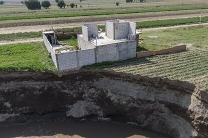 Ahora la familia, angustiada, espera que las autoridades estatales les ayuden frente a su desgracia.