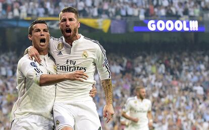 Cristiano Ronaldo i Sergio Ramos celebren el primer gol del Reial Madrid.