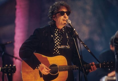 Bob Dylan, Nobel de Literatura de 2016, durante um show em 1994.