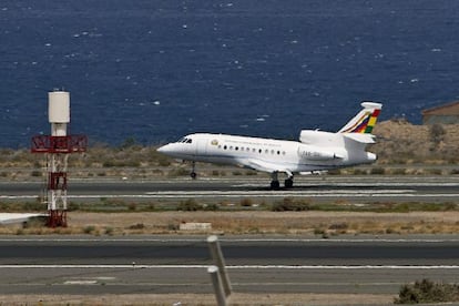 Evo Morales' plane landing at Gran Canaria airport before refueling and continuing the Bolivian president's journey to La Paz.
