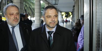 El exdirector de la empresa municipal Mercasevilla Fernando Mellet, esta mañana en los juzgados.