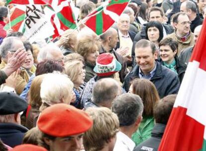 Ibarretxe, durante la celebración del Aberri Eguna, en Bilbao