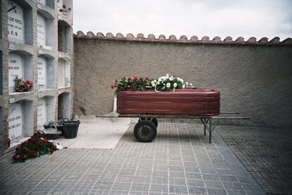 Caja. de la serie Violencia aplicada