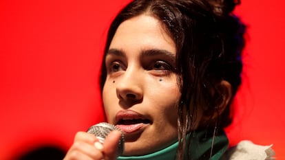 Nadia Tolokonníkova, miembro de las Pussy Riot, en abril de 2019 en Buenos Aires.