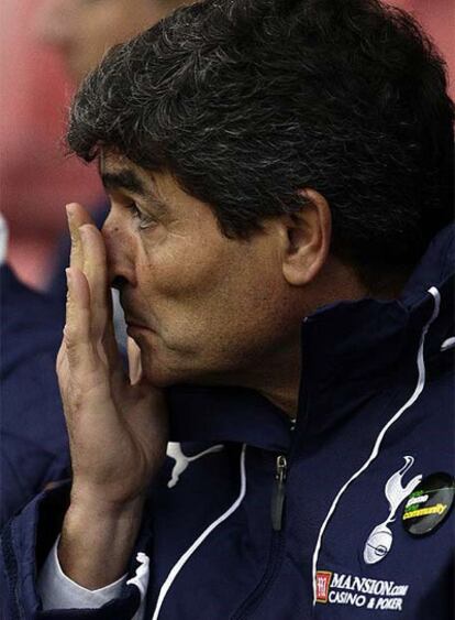 Juande Ramos en su último partido al frente de los 'Spurs', una derrota por 2-1 frente al Stoke City