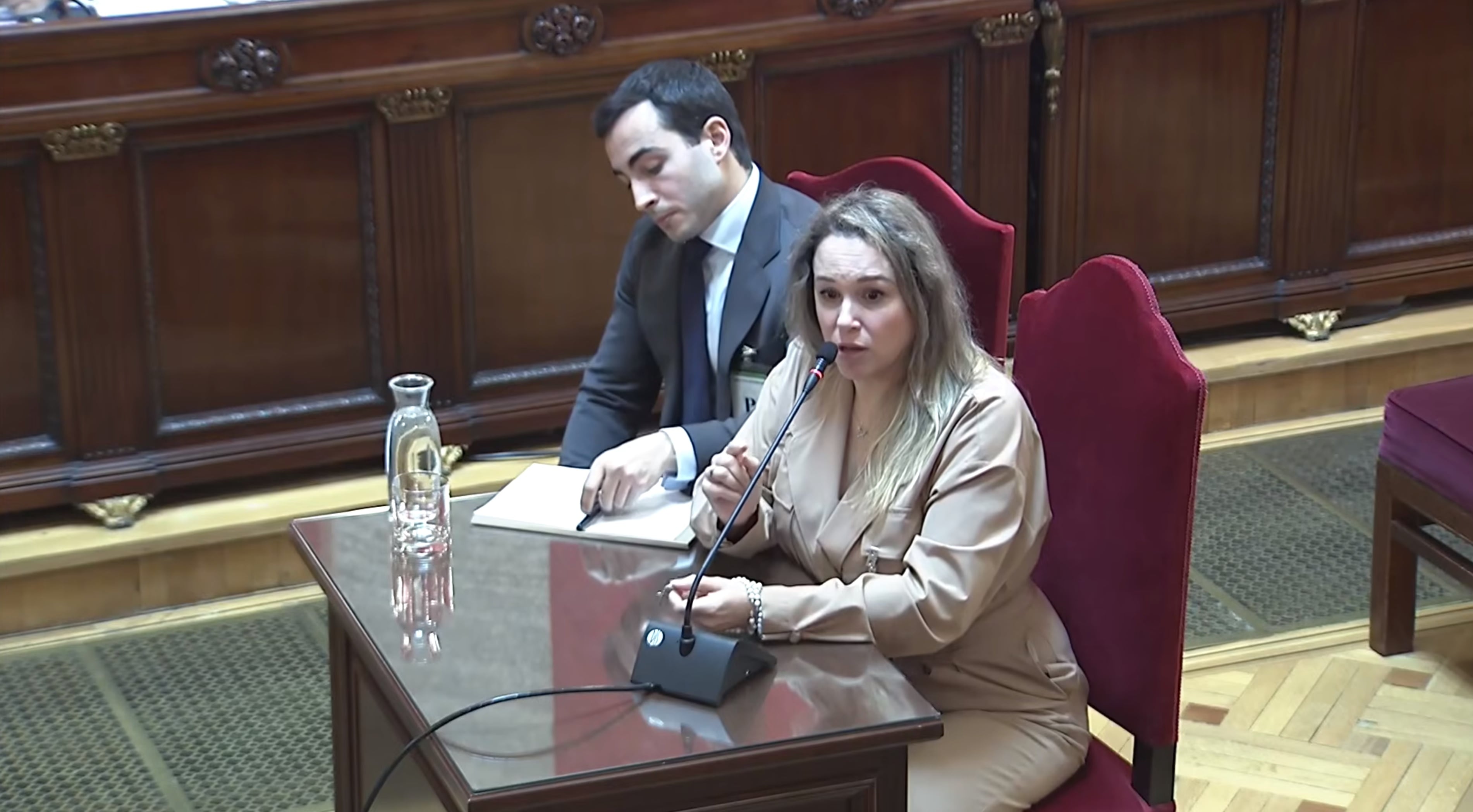 La candidez de la (presunta) testaferro inunda el juicio por el ‘caso Koldo’