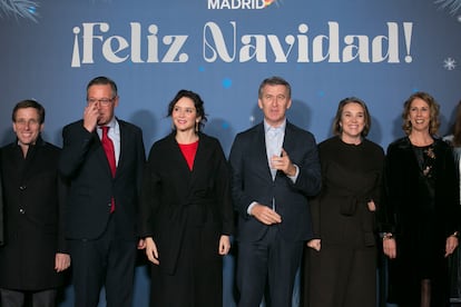 Cena de Navidad del PP madrileño, en Mejorada del Campo, este lunes.