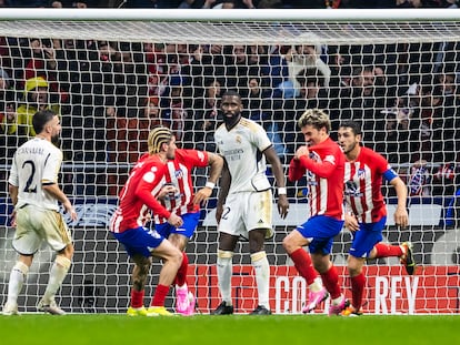 Antoine Griezmann celebra su tanto frente al Real Madrid.
