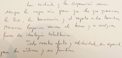 El texto de los Reyes en el libro de condolencias.