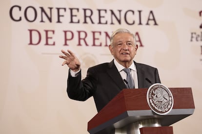 López Obrador durante una conferencia de prensa matutina, el 10 de abril en Palacio Nacional.
