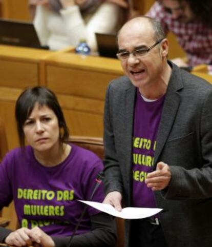 Jorquera junto a la diputada Ana Pontón