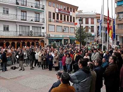 Concentración de repulsa en Arganda por el asesinato de Sagrario.