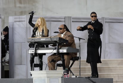 En los fastos del primer mandato de Obama participaron diversas estrellas, como Shakira, Stevie Wonder o Usher, el 18 de enero de 2009.