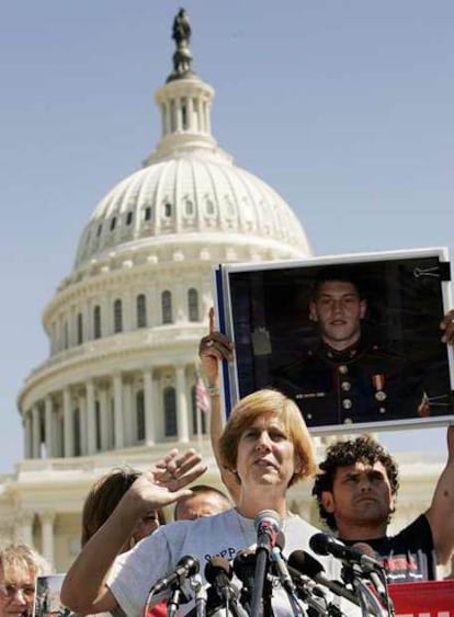 Cindy Sheehan, durante una rueda de prensa en Washington en 2005.