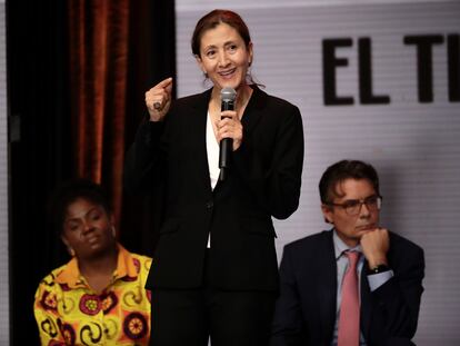 Ingrid Betancourt, durante un debate electoral este martes en Bogotá.