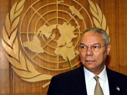 El general Colin L. Powell, ante el emblema de la ONU, en una imagen de archivo.