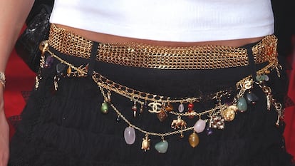 Cinturón joya de Chanel.