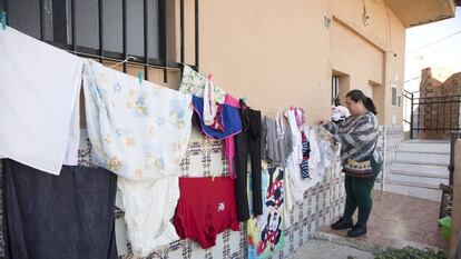 Vivienda en la que residen los padres del bebé, en la barriada Puerto de la Torre de Málaga.