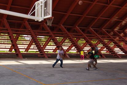 El polideportivo Solidaridad Helios, en Ciudad Acuña, Coahuila (México), en una imagen cedida por la Secretaría de Desarrollo Agrario, Territorial y Urbano de México.