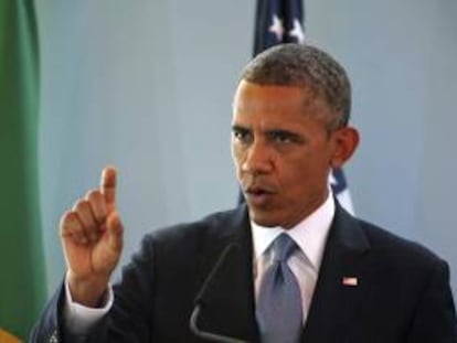 El presidente de Estados Unidos, Barack Obama, comparece durante una rueda de prensa ofrecida junto al presidente senegalés, Macky Sall, en Dakar (Senegal).