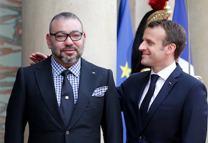 Emmanuel Macron junto al rey Mohammed VI