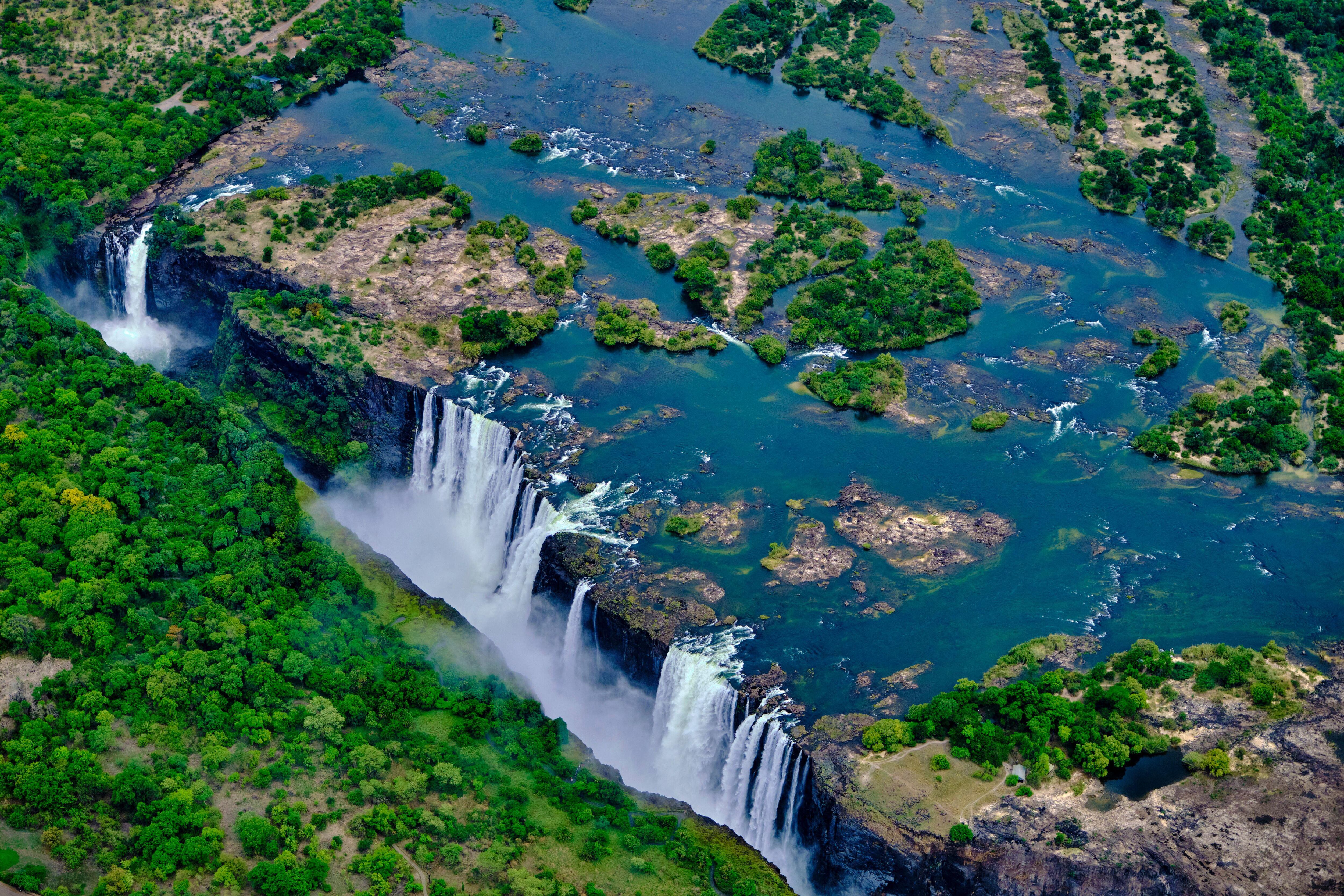 Emoción desbocada en las cataratas Victoria