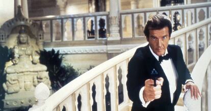 Roger Moore en uno de los escenarios de 'Octopussy'.