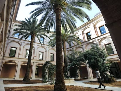 El claustro del Museo de Bellas Artes de Valencia. 