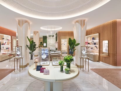 El nuevo espacio de Cartier tiene 450 metros cuadrados y un jardín interior.