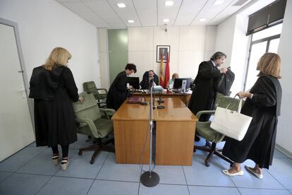 Audiencia en un juzgado de Madrid especializado en cláusulas suelo.