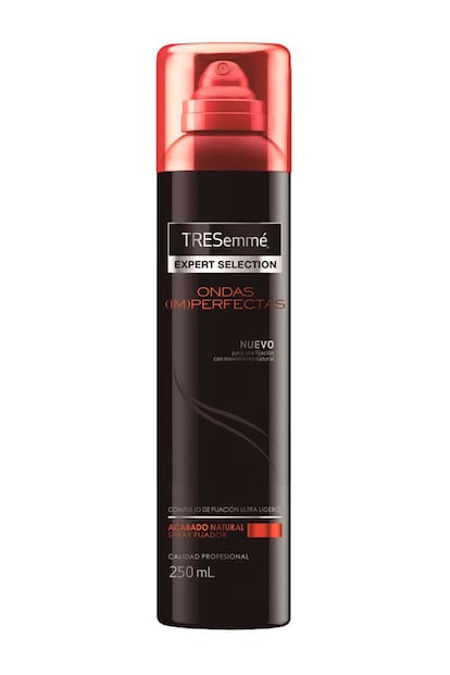 El efecto ondas (im)perfectas es uno de los más buscados en peluquería. El spray texturizador de Tressemé, una de las mejores formas de lograr el acabado (su precio ronda los 5 euros).