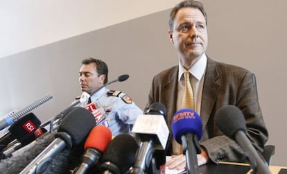 El fiscal francés Eric Maillaud en una rueda de prensa este miércoles.
