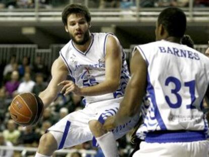 Ivanov y Barnes en un partido de la pasada liga ACB